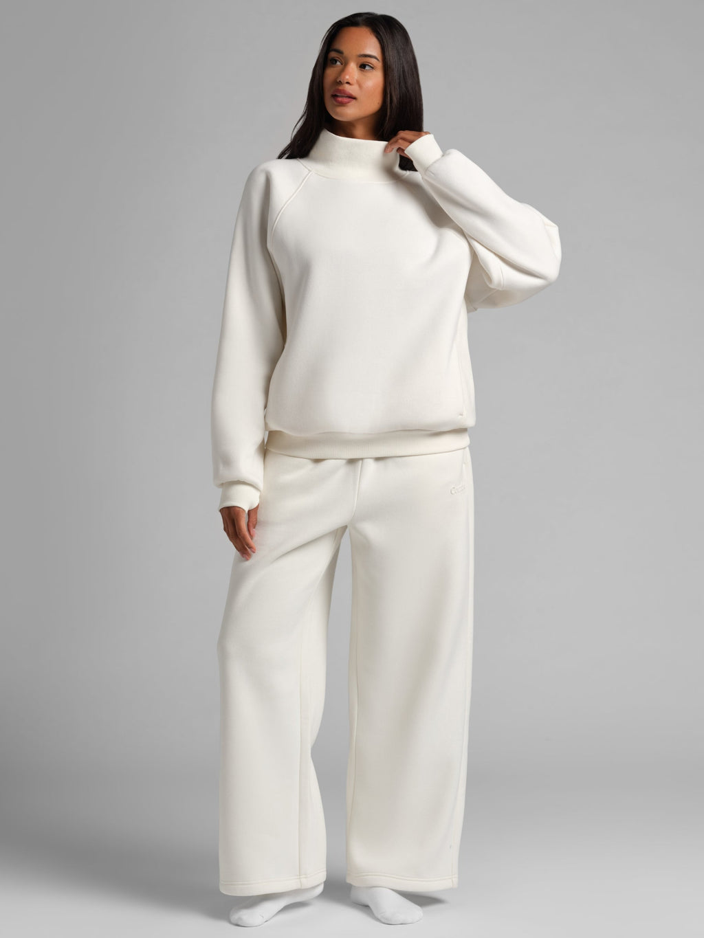 Sudadera Básica con Cuello Mock