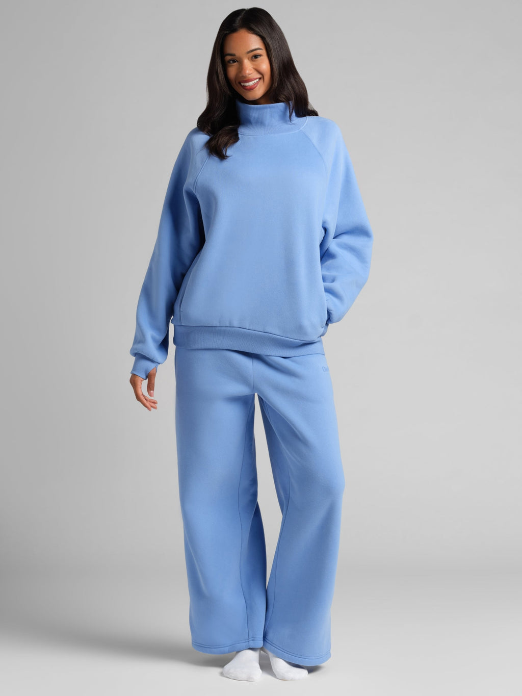 Sudadera Básica con Cuello Mock