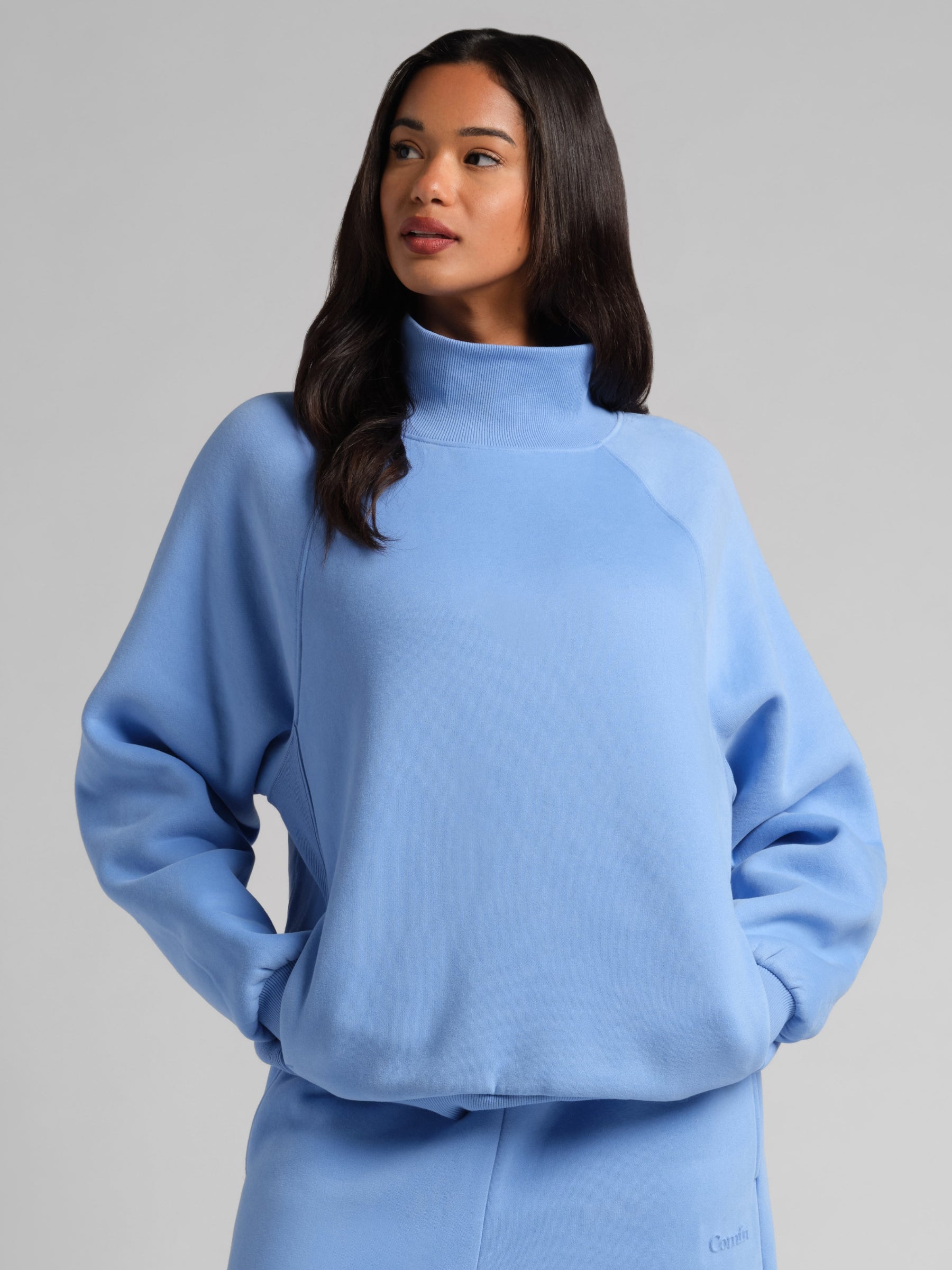 Sudadera Básica con Cuello Mock