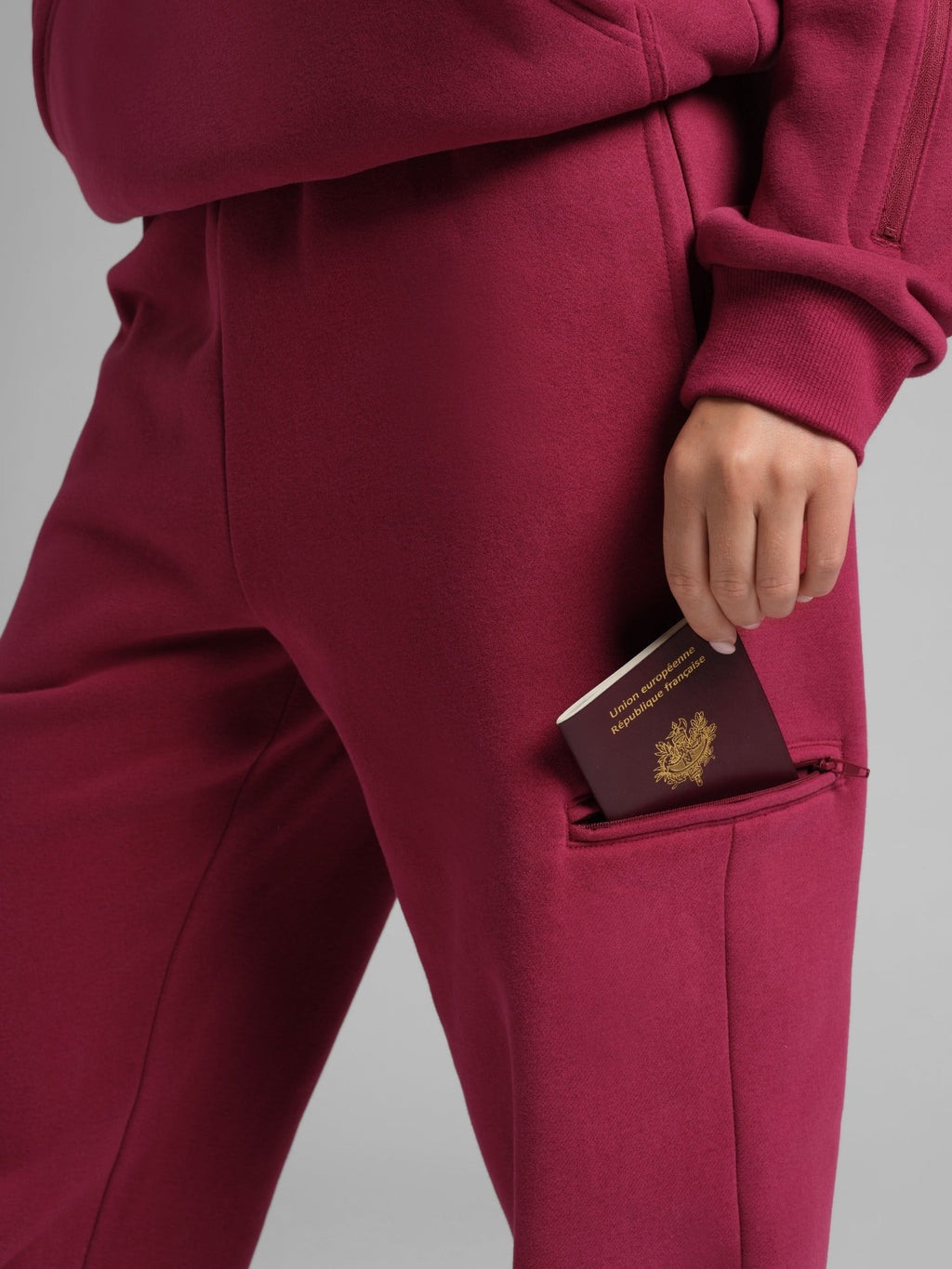 Comfrt x tarte Airplane Mode Travel Sweatpants